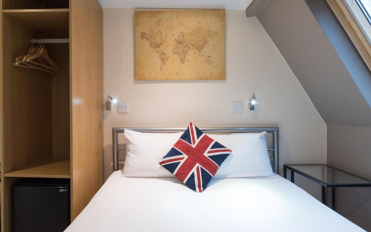 Royal 2 Hammersmith 3*