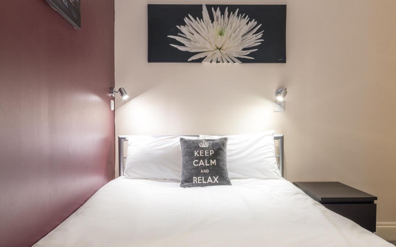 Royal 2 Hammersmith Guest house 3*